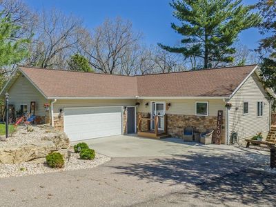 S1272 Lost Oaks Court