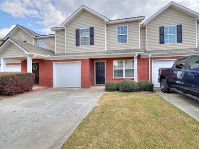 453 Tara Commons Cir