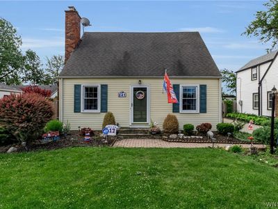241 Woodcrest Blvd