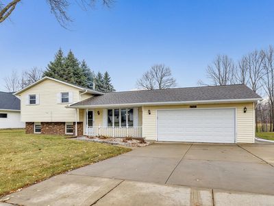 2527 Garden Park Ter