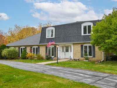 3285 Old Lantern DRIVE