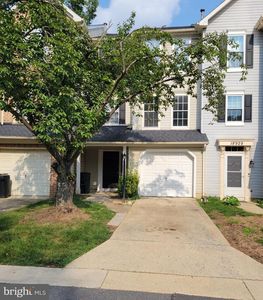 Property at 18931 Quiet Oak Ln, Germantown, MD