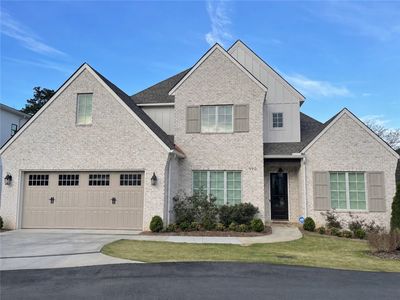 990 Fairview Dr