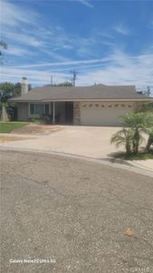1631 E Oak Pl