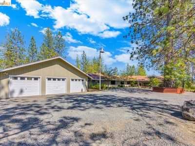 10421 Dexter Ln