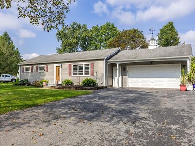 6 Hillside Dr