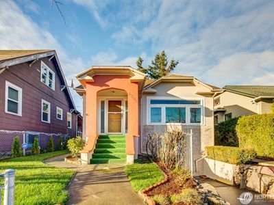 5305 Martin Luther King Jr Way S
