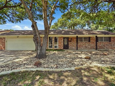5709 Starlight Dr