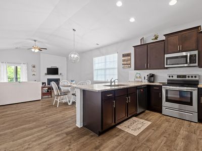 302 Huntley Meadows Dr