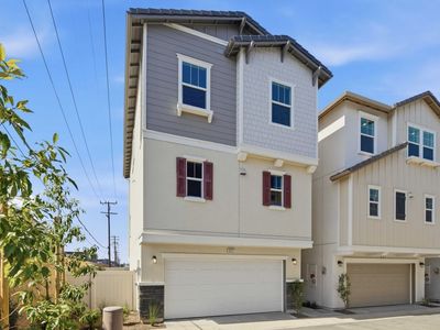 2511 Iconic St