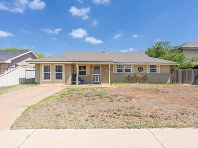 4722 Leisure Dr