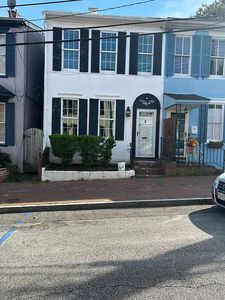 13 Cornhill St
