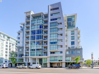 1260 NW Naito Pkwy UNIT 607B