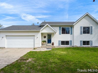 Property at 75 Cleveland St E, Coopersville, MI
