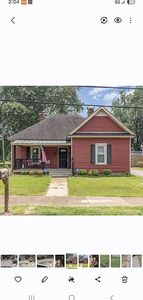 Property at 108 W 10th St, Chickamauga, GA