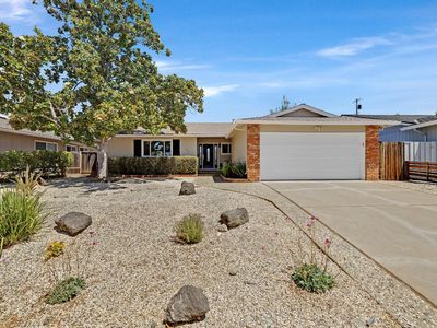 3385 Valley Square Ln