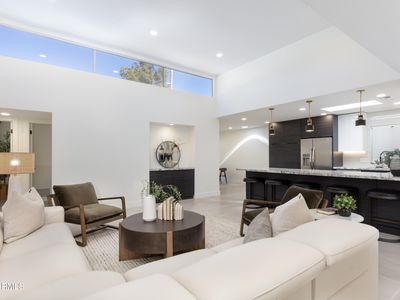 8746 E Via De Viva Street