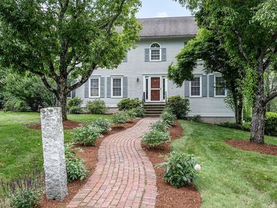 3 Indian Fern Dr