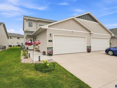 2310 E Copalis Pl