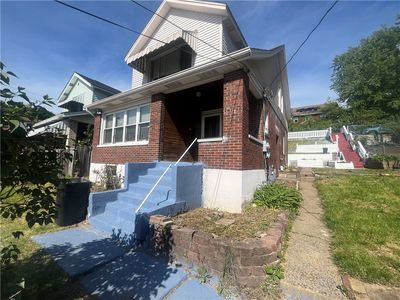 Property at 729 Ohio Ave, Glassport, PA