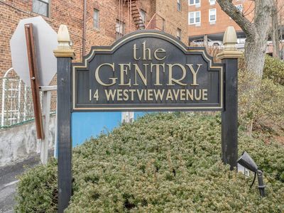 14 Westview Avenue #408