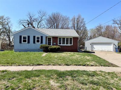 2006 E 27th Ct