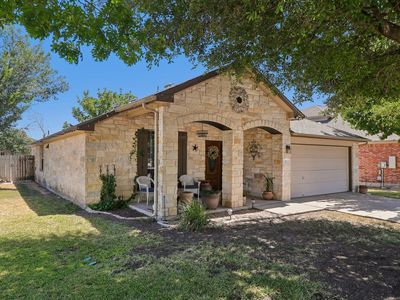 302 Lone Star Blvd
