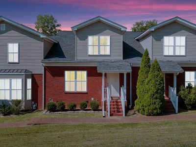 Property at 702 Vineland Ct, Brentwood, TN