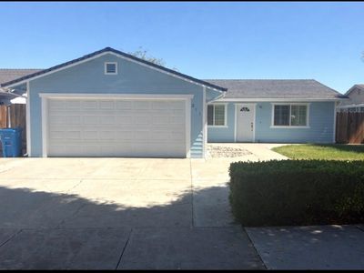 211 Carnoble Dr