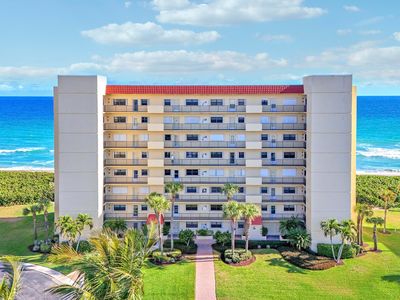 7420 S OCEAN Drive #211