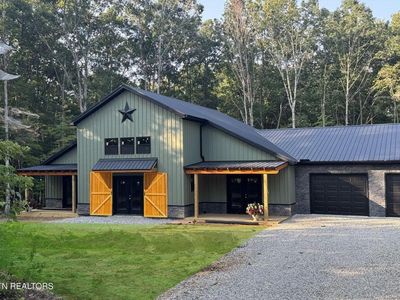 283 Falling Leaf Rd