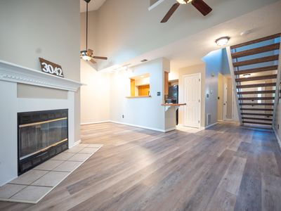 3042 Bonanza Dr