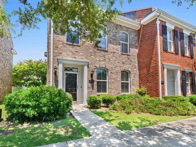 3512 Alexandria Ave. #18