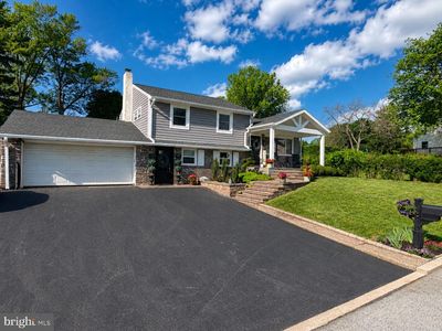 38 Ursinus Ave