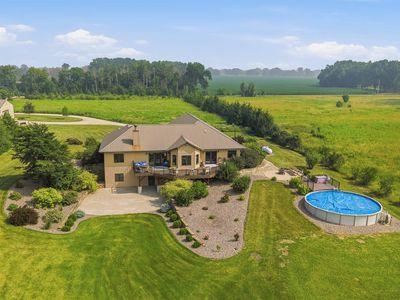 W11020 Center Rd