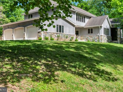 1603 Waters Ridge Ct