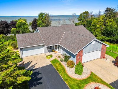 N9033a County Road Dk