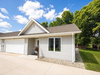 86 Knopp Valley Dr