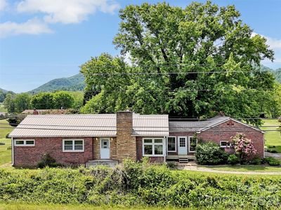 17 Hickory View Ln