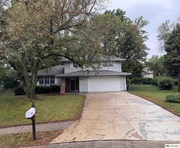 905 Sherman Cir
