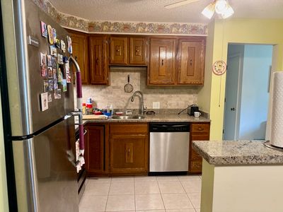 141 Essex St APT B2