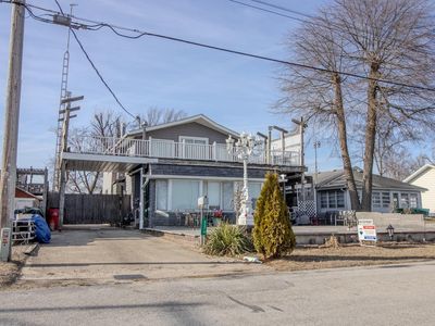 5374 S County Road 210