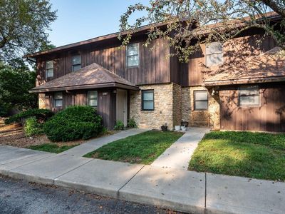 2331 E Winding Brook Cir