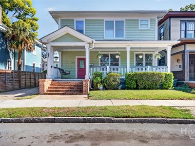 522 E 40th Street