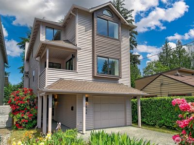 3834 NE 86th Street