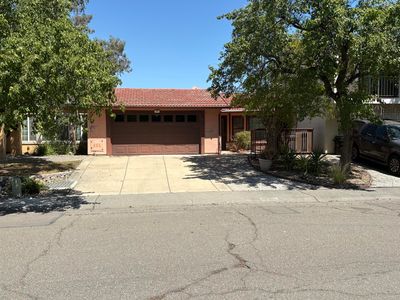 251 Aurora Ave