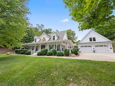 10800 Cedar Dr
