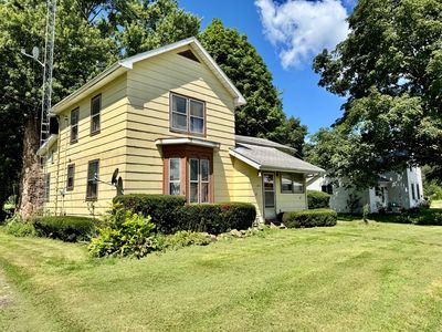 Property at 335 N Washington St, Tiskilwa, IL