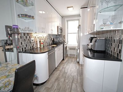 2209 Knapp St APT 3G