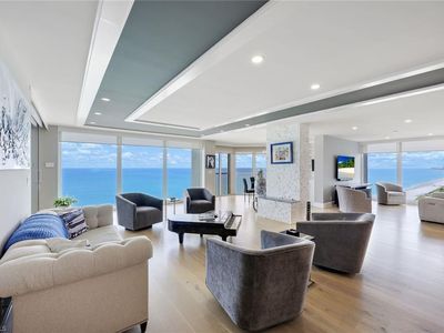 4051 Gulf Shore Blvd N APT 1102